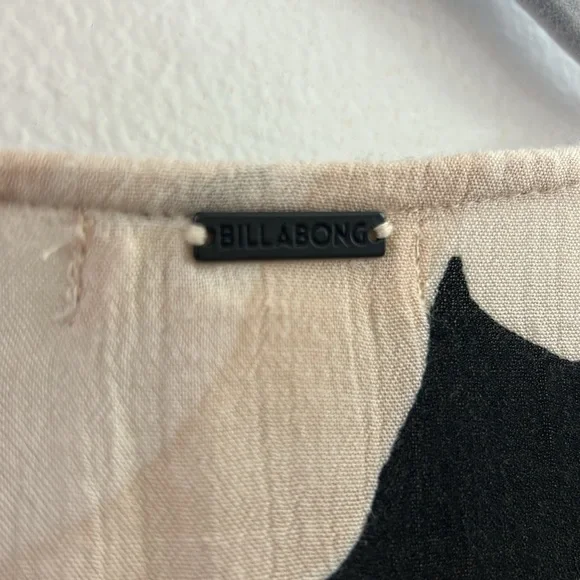 Billabong wrap dress Size L - Picture 7 of 7